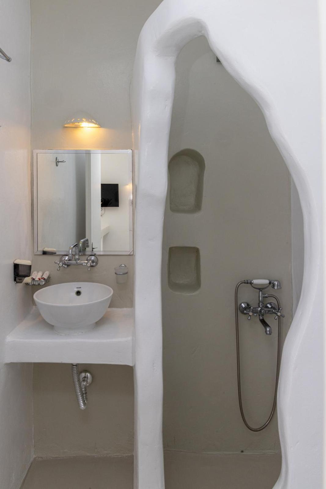 Soulmate'S Suites Tinos Kionia Ngoại thất bức ảnh