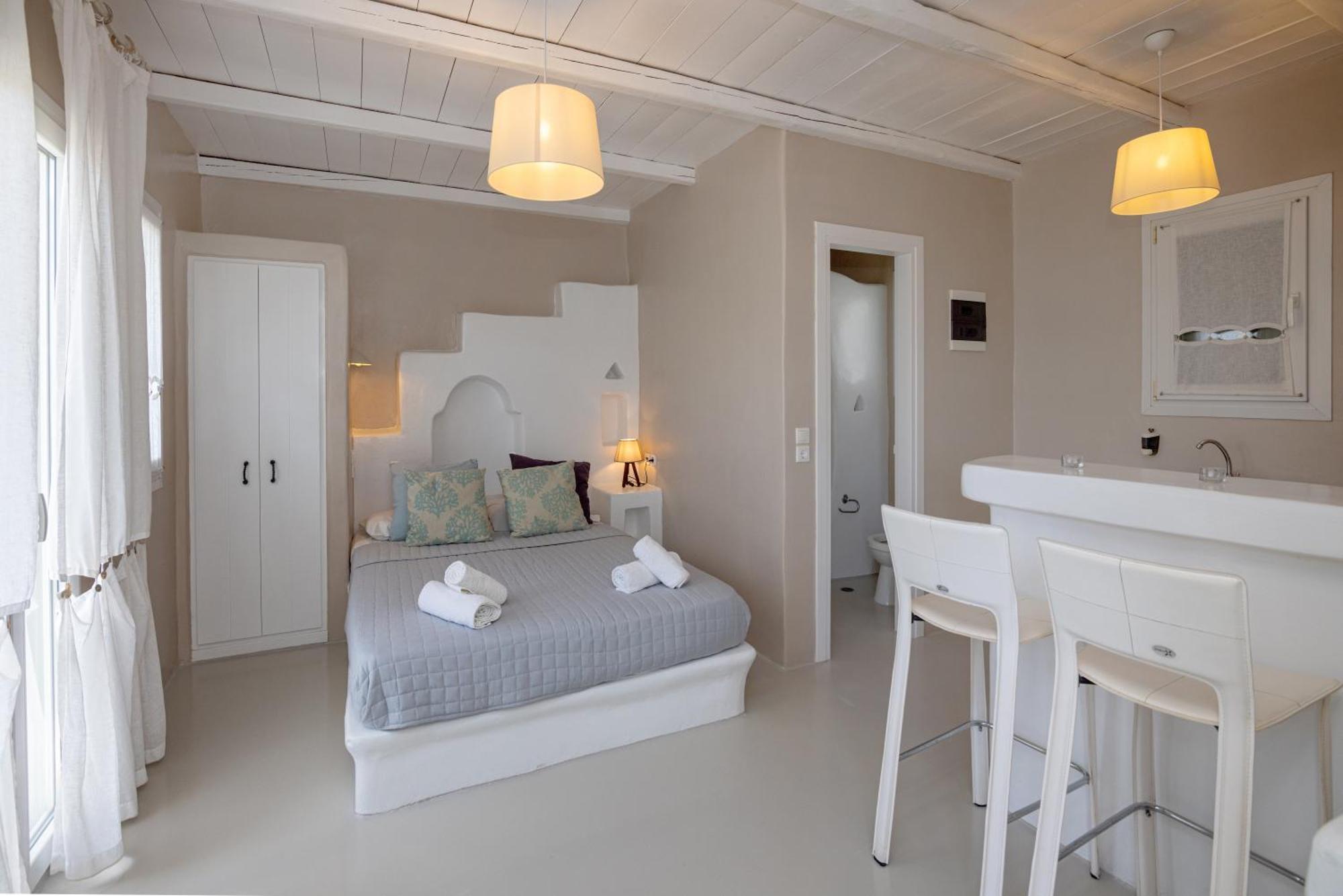 Soulmate'S Suites Tinos Kionia Ngoại thất bức ảnh