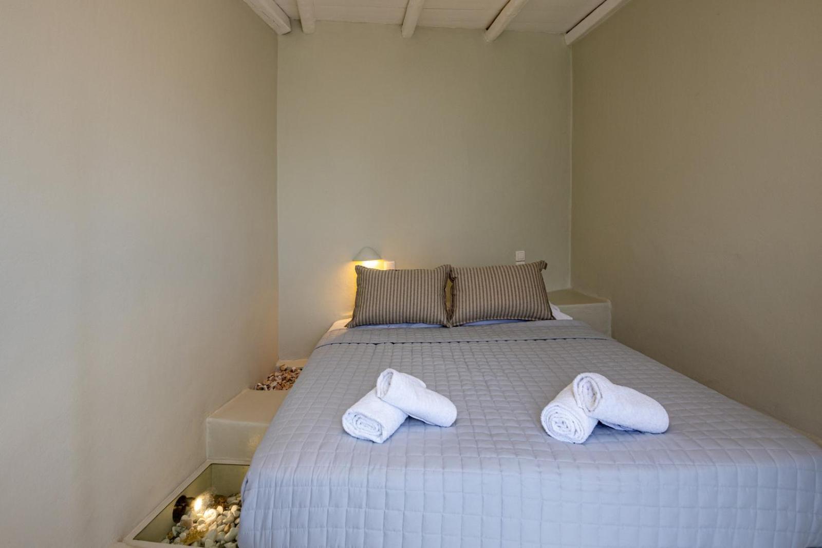 Soulmate'S Suites Tinos Kionia Ngoại thất bức ảnh