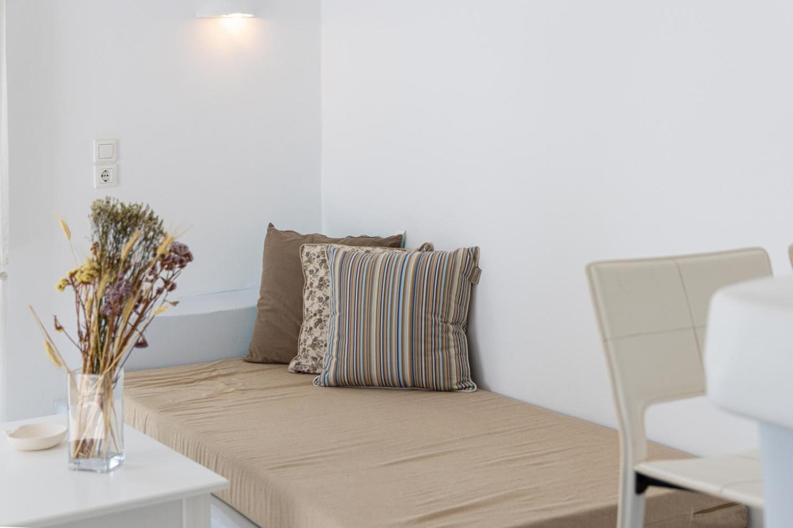 Soulmate'S Suites Tinos Kionia Ngoại thất bức ảnh