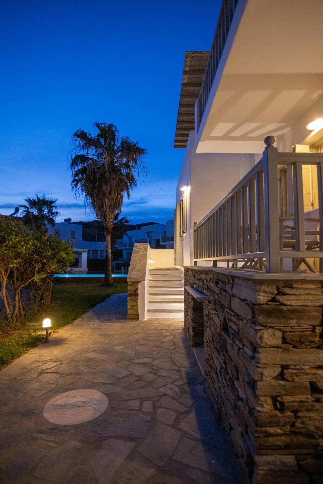 Soulmate'S Suites Tinos Kionia Ngoại thất bức ảnh